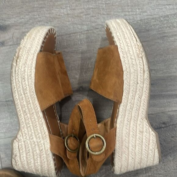 Universal Thread Target Size 9 Brown Espadrille Heeled Wedge Sandals - Picture 4 of 6